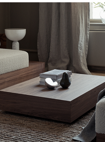 MASS WIDE COFFEE TABLE NATURAL WALNUT